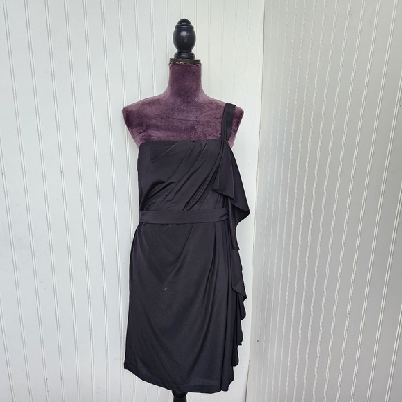 Gianni Bini Dresses & Skirts - NWT $158 Gianni Bini One Shoulder Cocktail Dress Ruched Little Black Dress Sz 6
